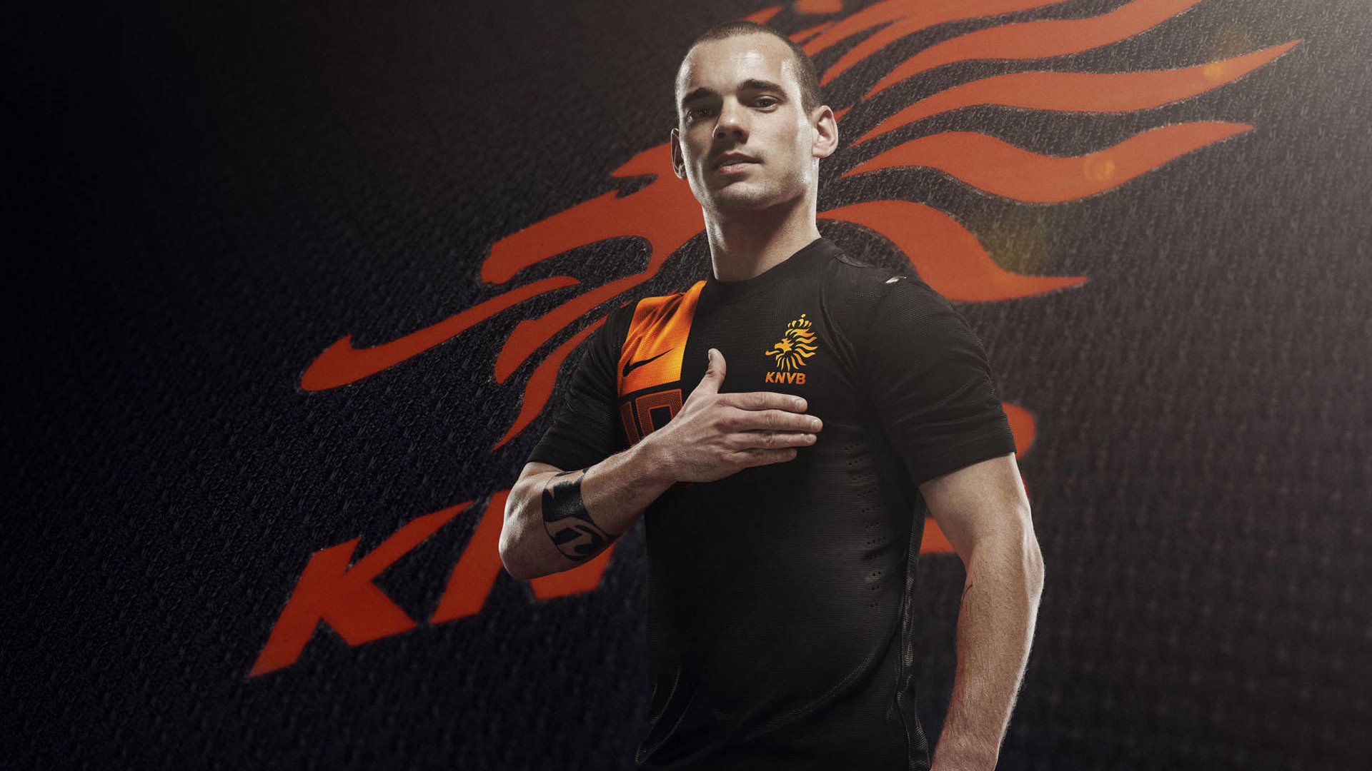 纳达尔鏖战五盘险胜德约科维奇 法网半决赛上演史诗对决