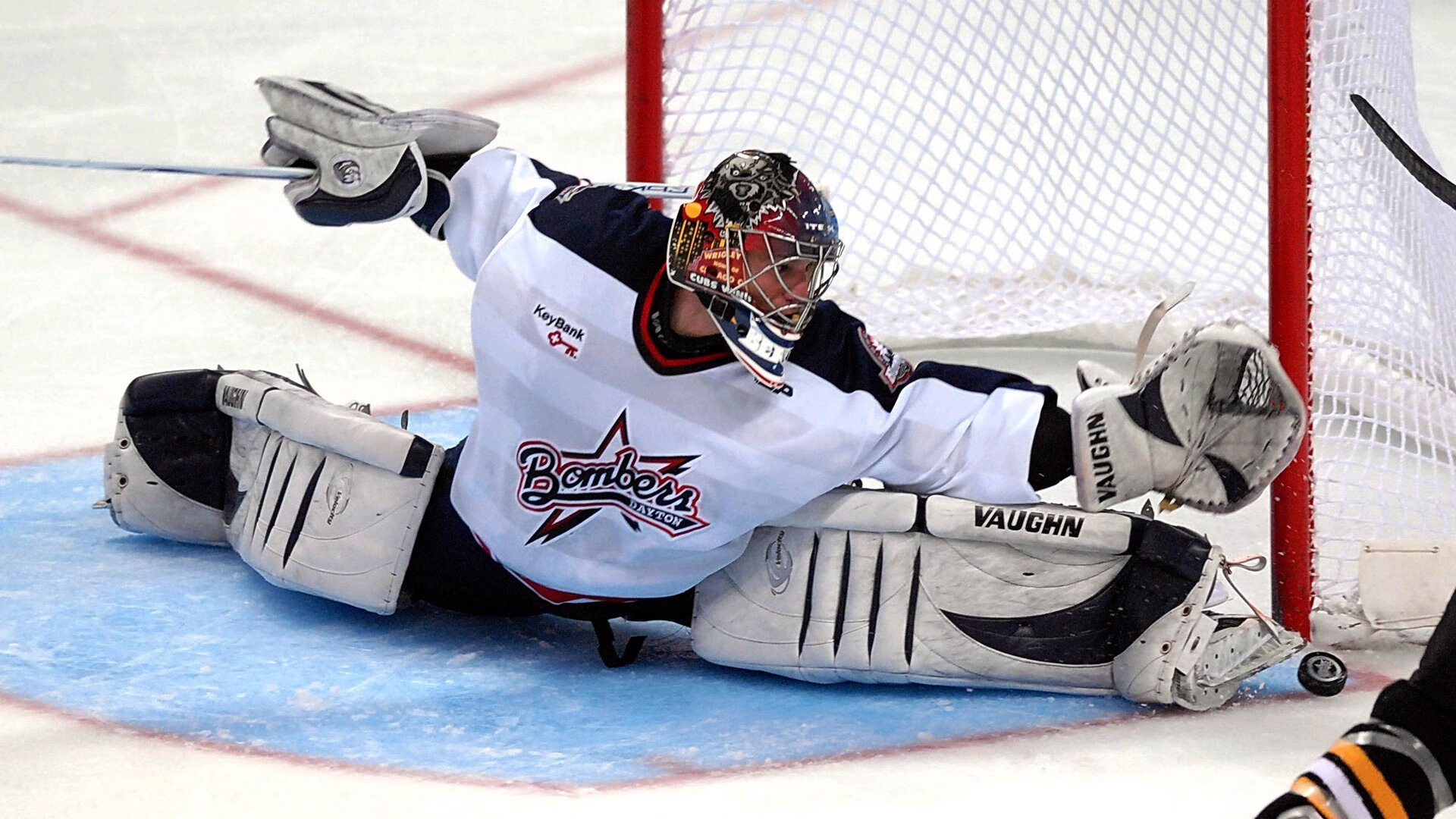 纳达尔鏖战五盘逆转晋级 法网十四冠王再显王者风范